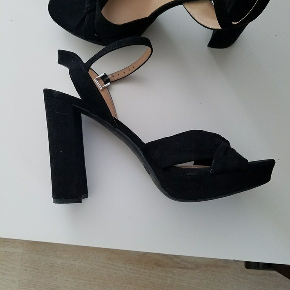 Black Strappy Platform Heels - Picture 4 of 7
